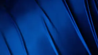 Bazin brodé — bleu saphir