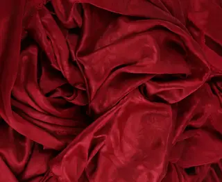 Tissu cérémonie — rouge grenat