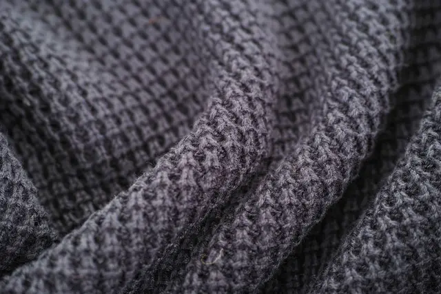 Tissu costume — gris graphite in Bamako – Touré Textiles