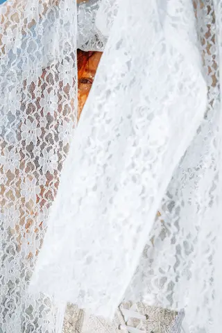 Tissu mariage — blanc cassé
